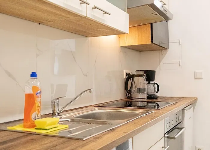 Lovely Near U1 Reumannplatz - 9 Min From Center Apartment Vienna